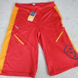 ZUMBA Men's Cargo Shorts Size M‎ Chinese Red Breakthru Performance NWTGS